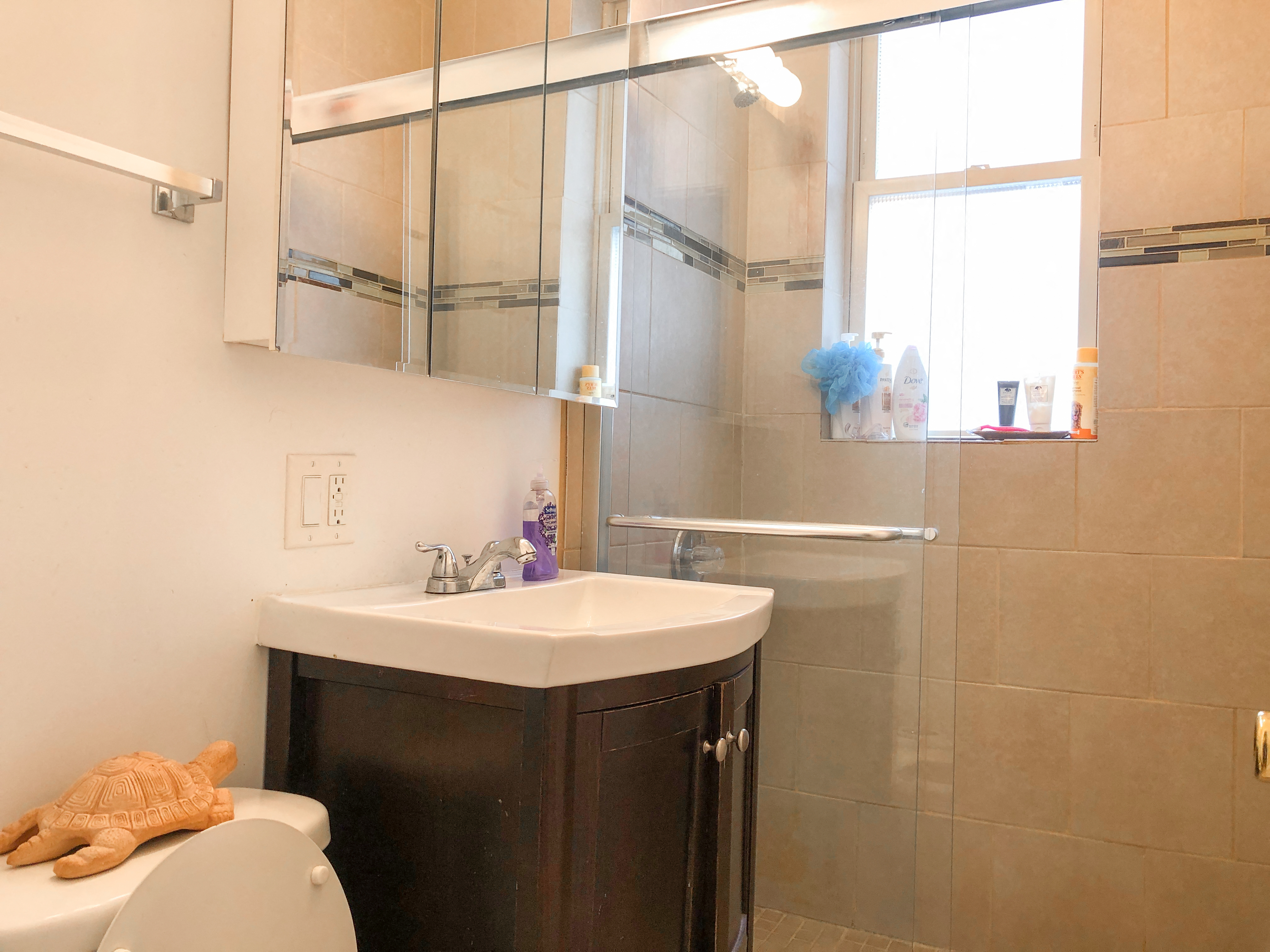 2613 W. Augusta Blvd. 2613 W. Augusta Blvd., Chicago, IL 60622 West Town - Leasing by Cross Street